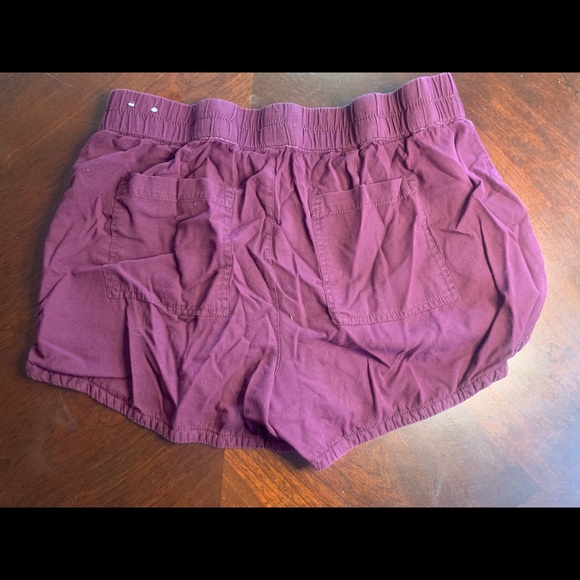 Maurices, XL, shorts! - Picture 2 of 2